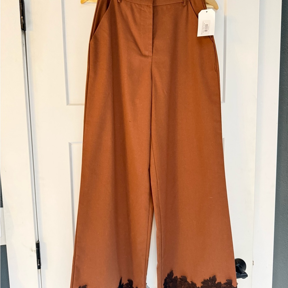 Chic Wide-Leg Pants with Black Lace Detail